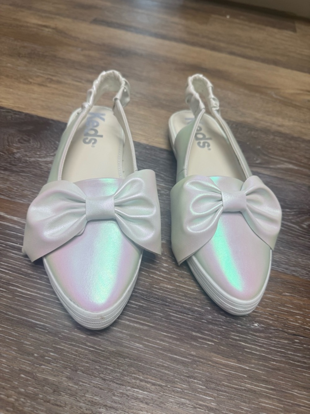 Keds Point Slingback Leather Bow Celebrations Iridescent Sz 9.5M NWOT Womens